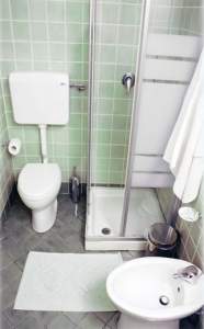 Xtrallusion offers characteristic Bed and Breakfast, B&B, Guest House, Hotel, Albergo and Country Lodge accommodation in Italy. Plus independent self-guided Walking, Adventure, Activity, Skiing and Paragliding Holiday itineraries on the Italian Rivieras, in the Italian Lakes, in the Italian Alps and in some of the most beautiful corners of Italy.